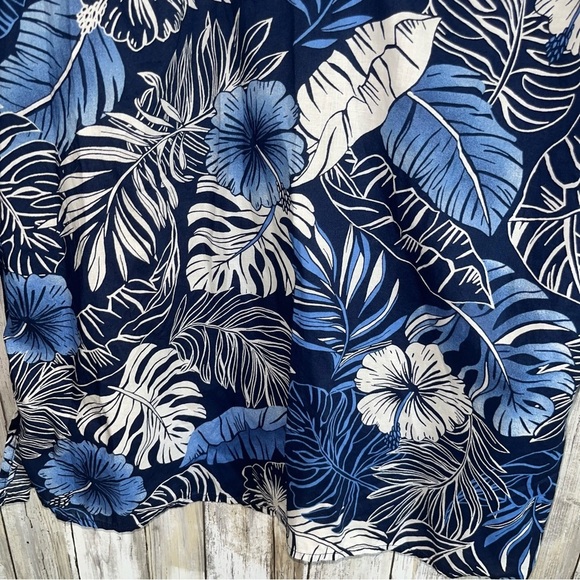 Talbots Blue Hibiscus Palms Tunic - Picture 3 of 6